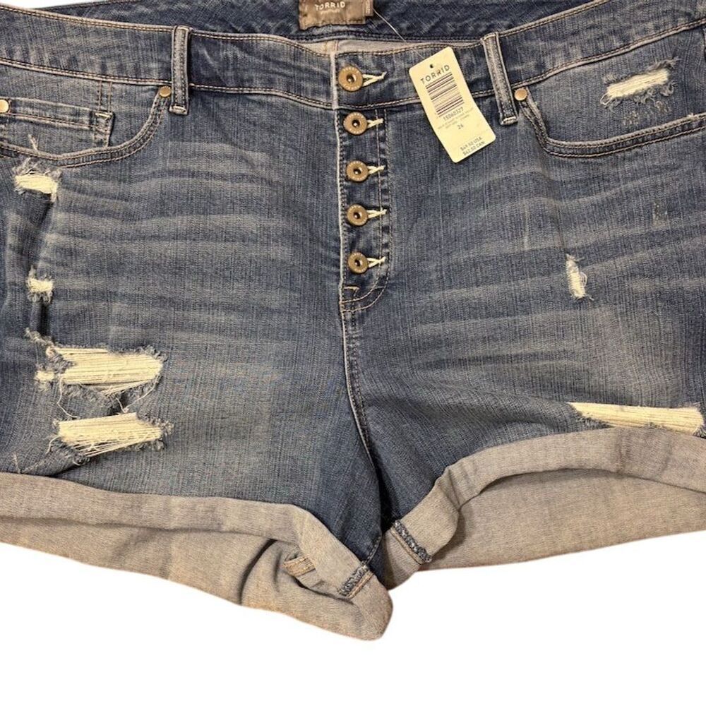 Torrid Women's Mid Rise Distressed Cut-Off Button Denim Shorts Blue Size 26 NWT